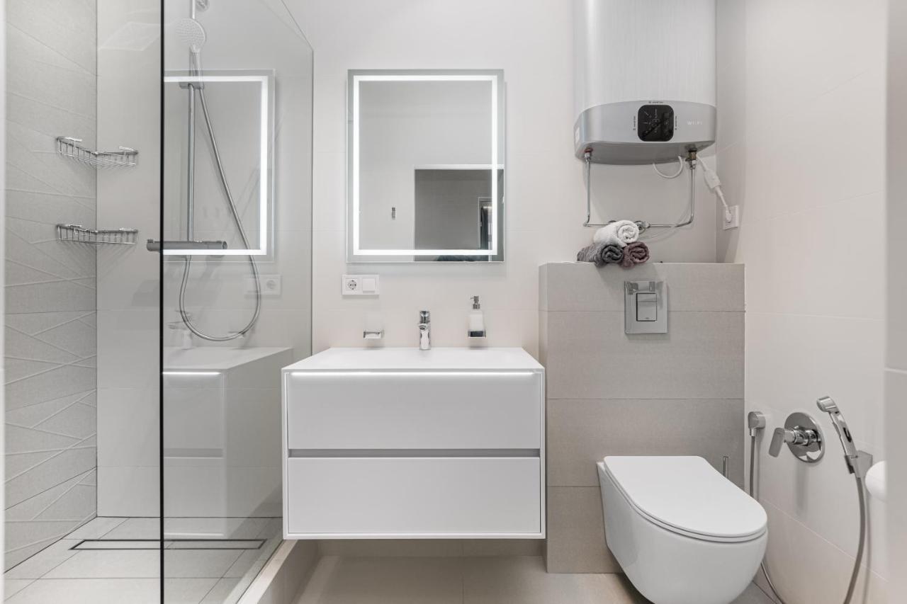 45 Pearl 2-Bedrooms Apartment With Terrace Odessa Eksteriør bilde